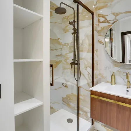 217-suite Trocadéro Modern&luxurious *